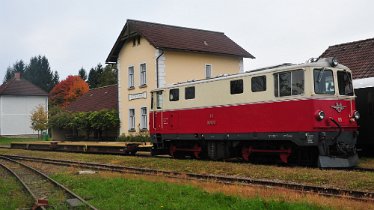 2014.10.05 V5 im Bahnhof Litschau